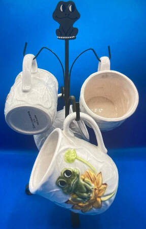 Frog Family Mug Tree