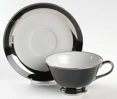 Gemini Footed Cup & Saucer Set