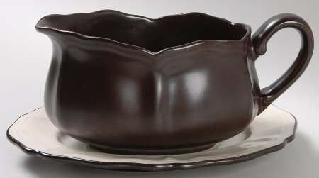 Hearthside Gravy Boat & Underplate