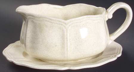 Meadowland Gravy Boat & Underplate