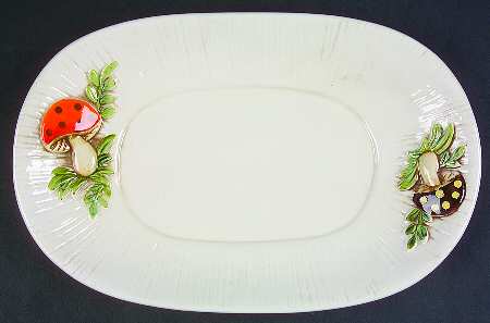 Merry Mushroom Underplate for Tureen