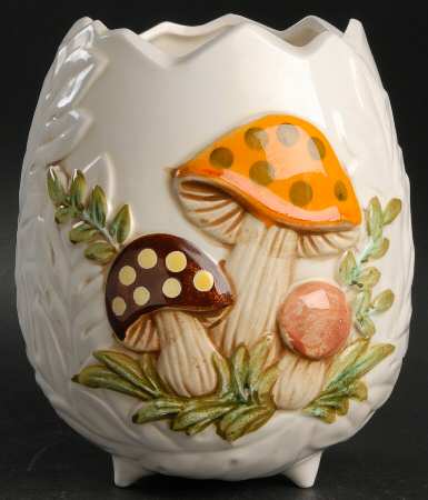 Merry Mushroom 7" Vase