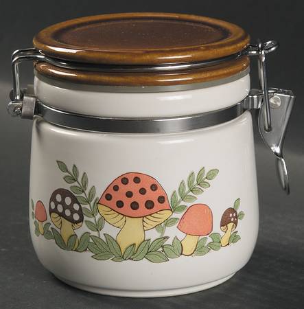 Merry Mushroom 4" Storage Jar with Hinged Lid