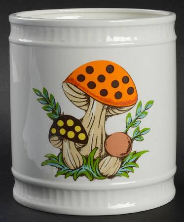 Merry Mushroom Large Canister No Lid