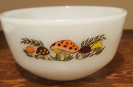 Merry Mushroom 5" Nesting Bowl