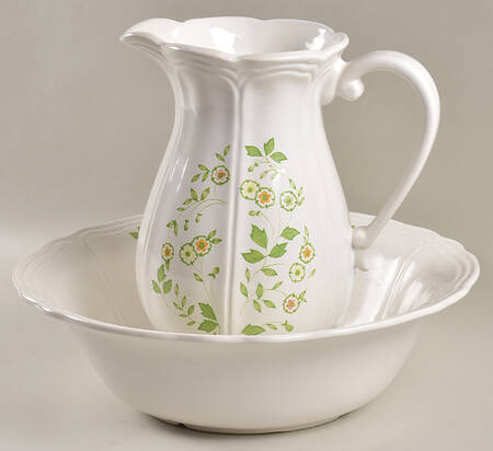 Petit Flora 72 Oz Pitcher and Bowl Set