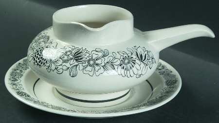Wildwood Gravy Boat & Underplate