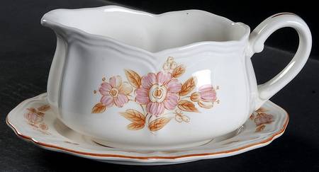 Wicker Rose Gravy Boat & Underplate