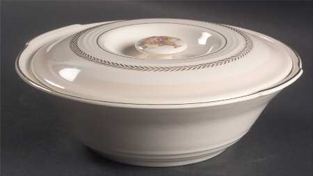 Treasure Island Round Covered Vegetable