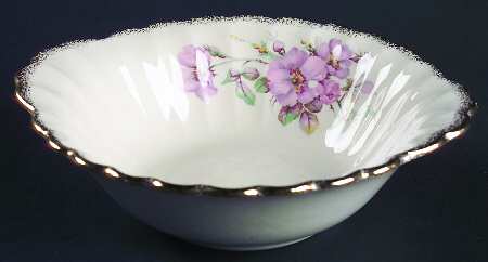 Wild Rose Lugged Cereal Bowl