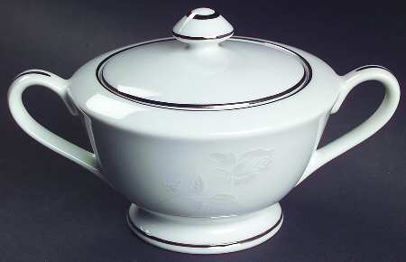 Carolyn (No Ring) Sugar Bowl & Lid