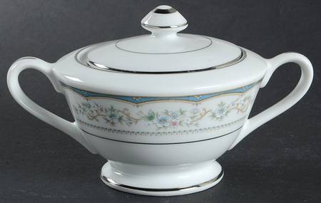 Lakeside Sugar Bowl & Lid