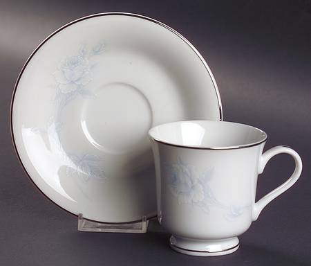 Seizan Rose Footed Cup & Saucer Set