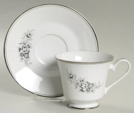 Sachiko (Platinum Ring) Footed Cup & Saucer Set by Seizan