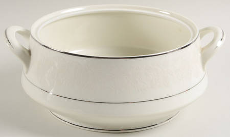 White Oak Round Vegetable No Lid
