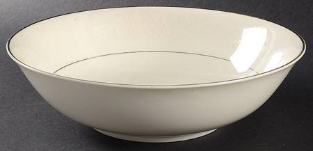 White Oak 9" Round Vegetable Bowl