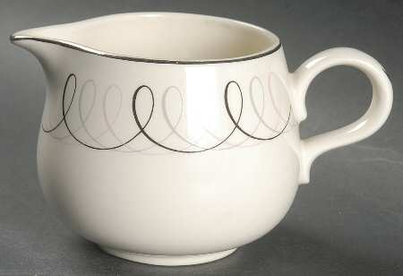 Carousel Creamer