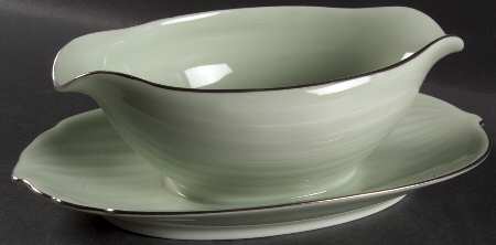 316 Gravy Boat with Attached Underplate