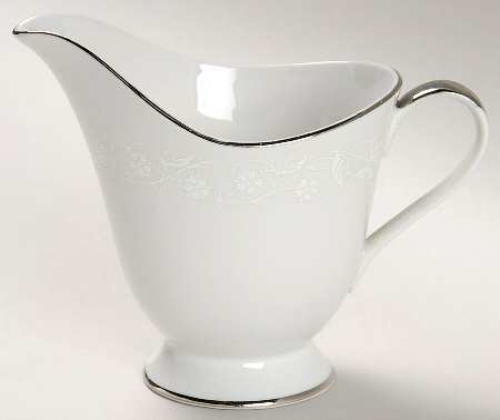 Bridal Lace Creamer