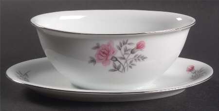 Carnation Gravy Boat with Attached Underplate