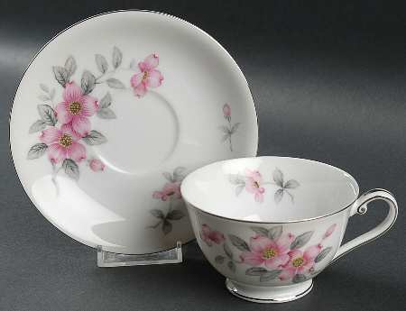 Dogwood Footed Cup & Saucer Set
