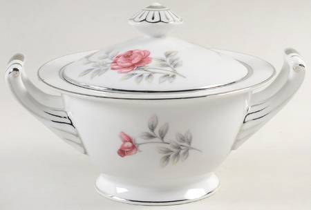 Elegance Sugar Bowl & Lid