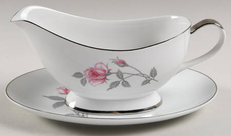 Enchantment Gravy Boat & Underplate