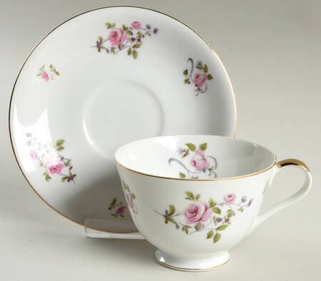 Footed Cup & Saucer Set