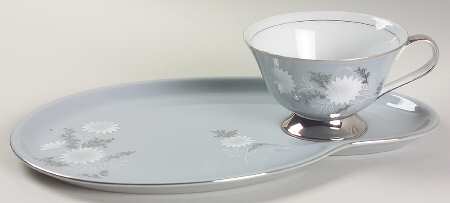 Starlite (Silver Backstamp) Snack Plate & Cup Set