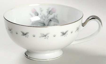 Teresa Footed Cup