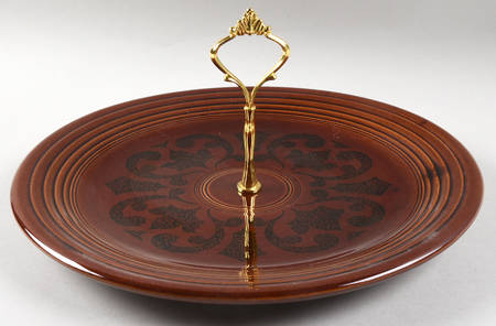Amberstone Round Serving Plate with Handle (DP)