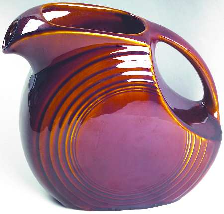 Amberstone 64 Oz Pitcher