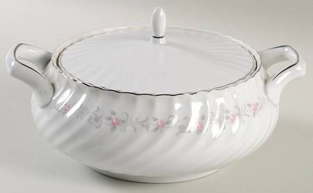 Angelique Round Covered Vegetable