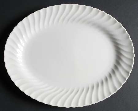 Bone White (Earthenware, USA, All Ivory) 13" Oval Serving Platter