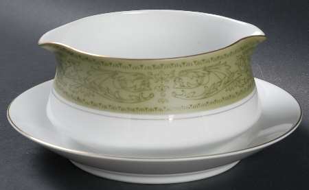 Camelot Gravy Boat with Attached Underplate