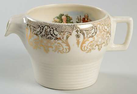 Chantilly Creamer