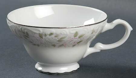 Classic Footed Cup