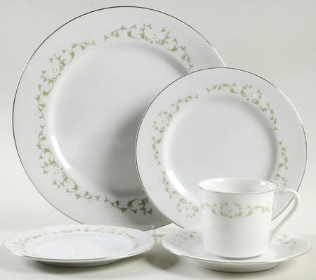Elegance 40 Piece Estate Set