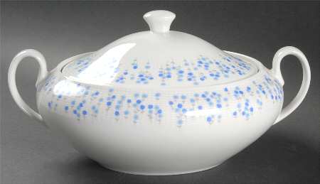 Rhapsody Oval Covered Vegetable
