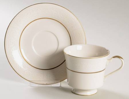 Sonata Footed Cup & Saucer Set