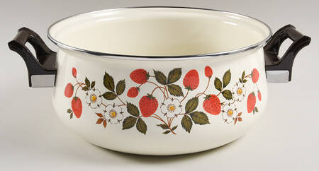 Strawberries N' Cream 7 Quart Metal Dutch Oven, No Lid
