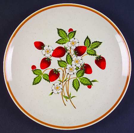 Strawberries N' Cream Luncheon Plate