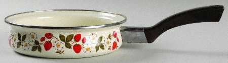 Strawberries N' Cream 8" Open Metal Skillet