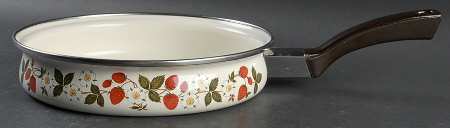 Strawberries N' Cream 10" Open Metal Skillet