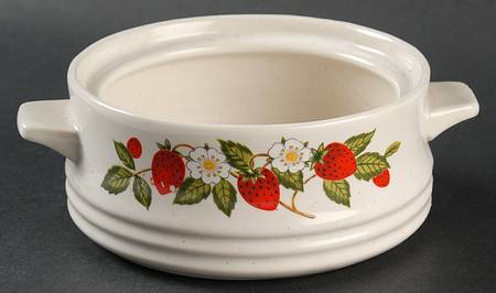 Strawberries N' Cream Individual Casserole No Lid