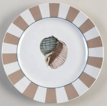 Antiqua Dinner Plate