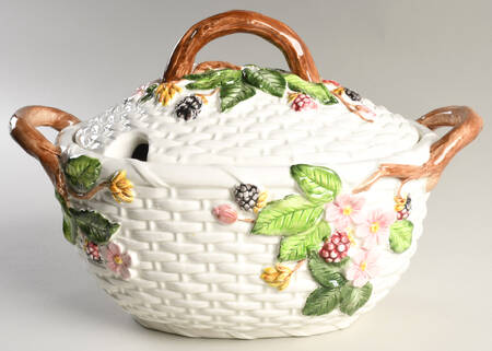 Berry Time Tureen &  Lid