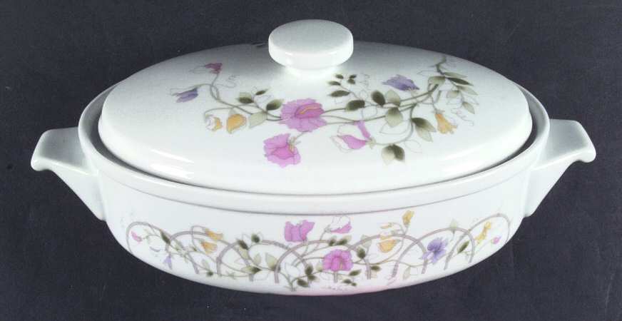 Interlude 1.25 Quart Oval Covered Casserole