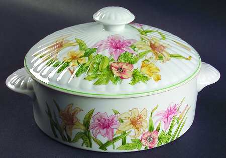 Jade Lily 1.5 Qt Round Covered Casserole