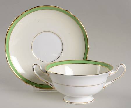 12749g Footed Cream Soup Bowl & Saucer Set
